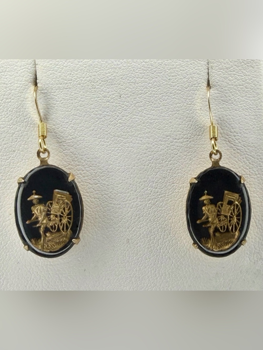 Vintage Asian Reverse Intaglio Gold Painted Glass Earrings